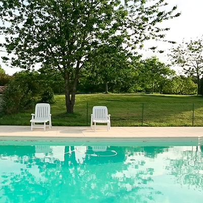 petite_ecuries_gite_piscine