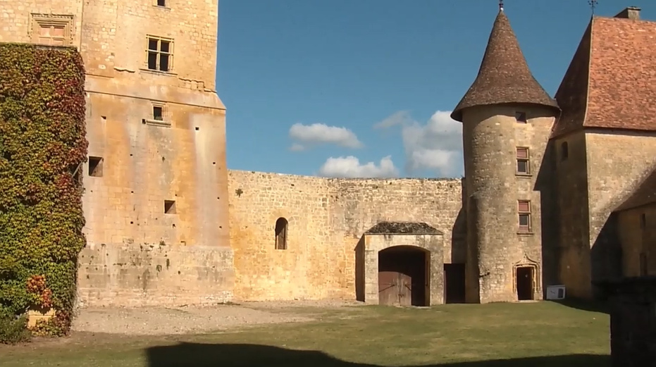 chateau_biron_05